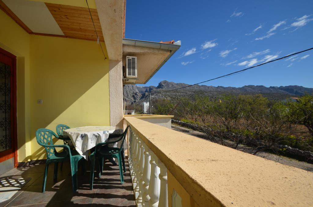 Apartments Cico Starigrad Paklenica Exterior foto